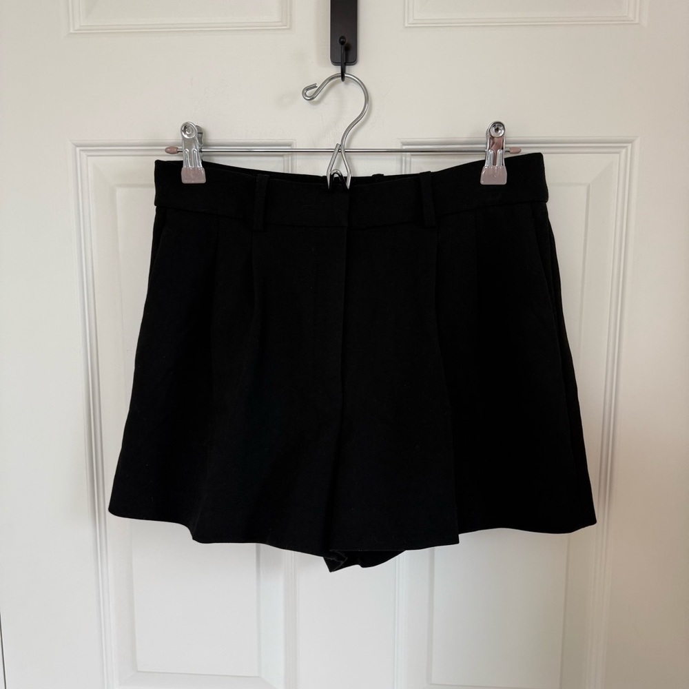 Aritzia Babaton Pleated Mini Short, 8